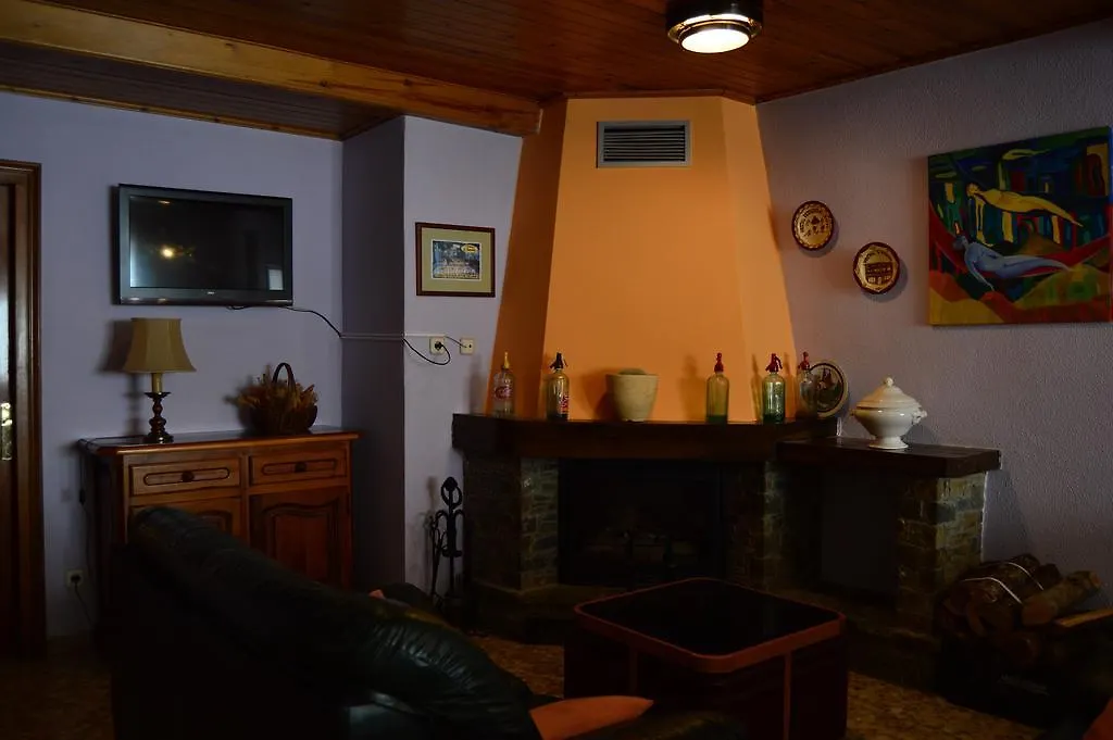 Ξενοδοχείο Hostal L'Escon Llanars